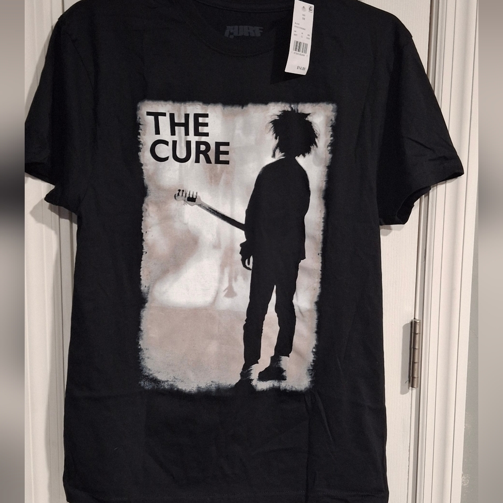 Black The Cure Graphic T-Shirt SMOKE FREE HOME